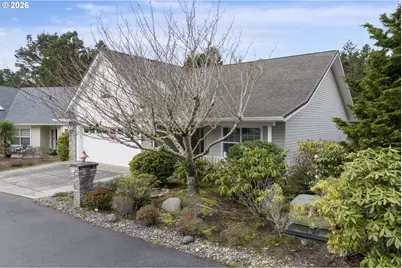 9 Waterford Downs, Florence, OR 97439 - Photo 4