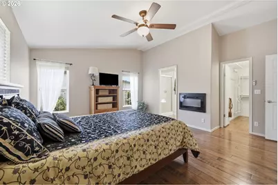 3220 Crescent Ave #33, Eugene, OR 97408 - Photo 4
