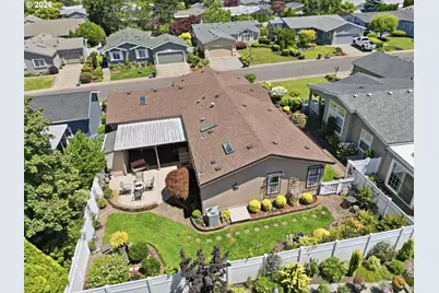 3220 Crescent Ave #33, Eugene, OR 97408 - Photo 6