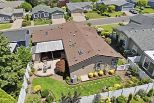 3220 Crescent Ave, Eugene, OR 97408 - Photo 6