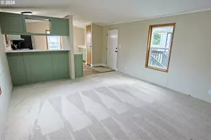 1435 Ventana Ct, Coos Bay, OR 97420 - Photo 10