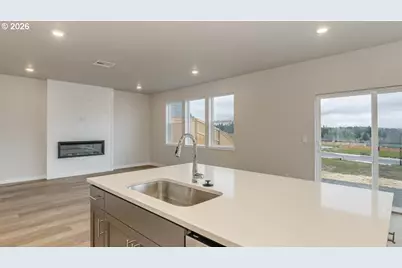 9445 SE Crystal Rose St, Happy Valley, OR 97086 - Photo 14