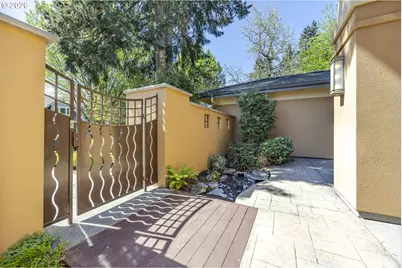 2325 Park Grove Dr, Eugene, OR 97408 - Photo 4