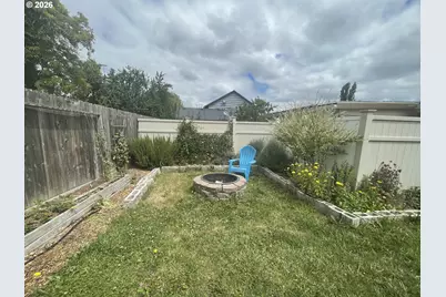 914 4th Ave, Sweet Home, OR 97386 - Photo 14