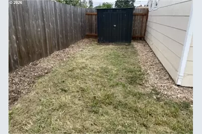 914 4th Ave, Sweet Home, OR 97386 - Photo 16