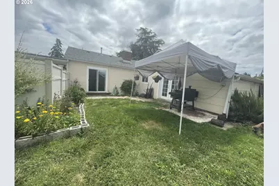 914 4th Ave, Sweet Home, OR 97386 - Photo 14