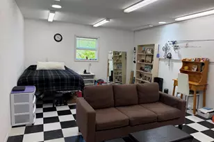 2383 W Military Ave, Roseburg, OR 97471 - Photo 28