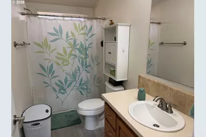 2383 W Military Ave, Roseburg, OR 97471 - Photo 24