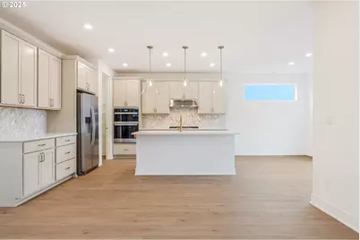 15985 SW Bluewater Ter, Tigard, OR 97224 - Photo 4