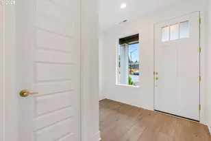 15985 SW Bluewater Ter, Tigard, OR 97224 - Photo 2