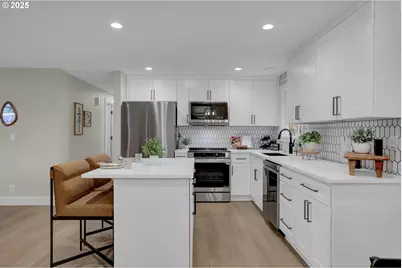 3708 Gilham Rd, Eugene, OR 97401 - Photo 10