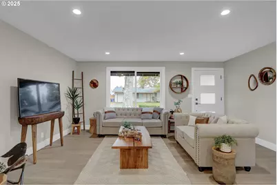 3708 Gilham Rd, Eugene, OR 97401 - Photo 12