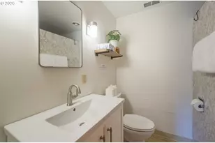 2170 NE Lake Dr, Lincoln City, OR 97367 - Photo 32