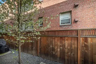 627 NE Randall Ave, Portland, OR 97232 - Photo 22