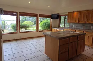92094 Cape Arago Hwy S, Coos Bay, OR 97420 - Photo 10