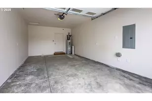 1575 37th St, Florence, OR 97439 - Photo 16