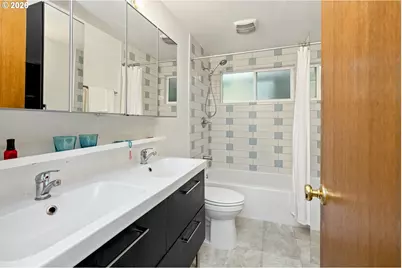 2106 NE Buffalo St, Portland, OR 97211 - Photo 16