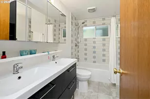 2106 NE Buffalo St, Portland, OR 97211 - Photo 16