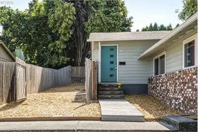 2106 NE Buffalo St, Portland, OR 97211 - Photo 28