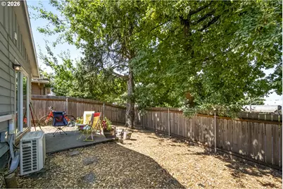 2106 NE Buffalo St, Portland, OR 97211 - Photo 24