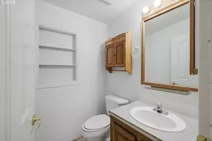 384 N Marple St, Coos Bay, OR 97420 - Photo 22
