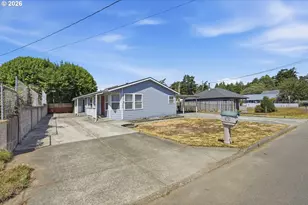 384 N Marple St, Coos Bay, OR 97420 - Photo 2