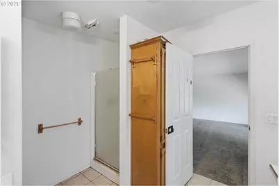 384 N Marple St, Coos Bay, OR 97420 - Photo 28