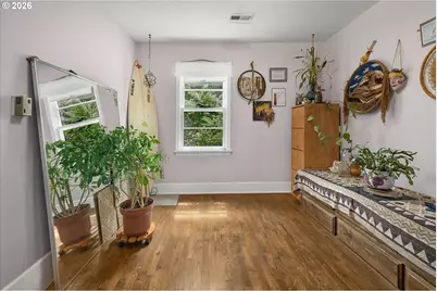 9554 SE Tenino Ct, Portland, OR 97266 - Photo 28