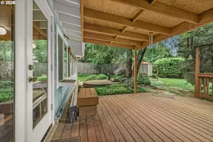 9554 SE Tenino Ct, Portland, OR 97266 - Photo 20