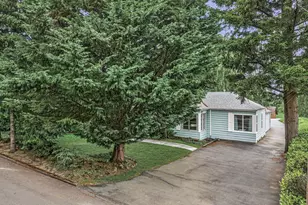 9554 SE Tenino Ct, Portland, OR 97266 - Photo 2