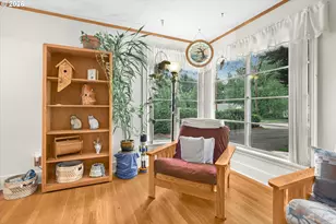 9554 SE Tenino Ct, Portland, OR 97266 - Photo 10