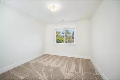 2345 Pioneer Pike, Eugene, OR 97401 - Photo 16