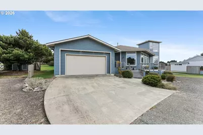3868 Grant Pl, Bandon, OR 97411 - Photo 2