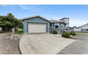 3868 Grant Pl, Bandon, OR 97411 - Photo 2
