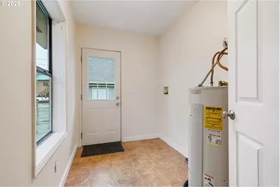 1531 Nichols Blvd, Longview, WA 98632 - Photo 18