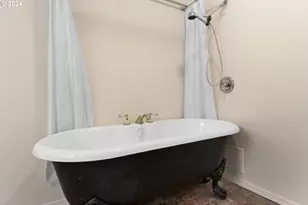 750 1st St, Lake Oswego, OR 97034 - Photo 18