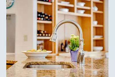 2695 NW Mt Ashland Dr, McMinnville, OR 97128 - Photo 20