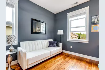 2695 NW Mt Ashland Dr, McMinnville, OR 97128 - Photo 8