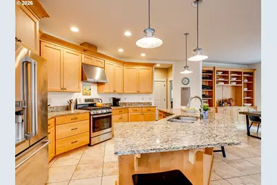 2695 NW Mt Ashland Dr, McMinnville, OR 97128 - Photo 16