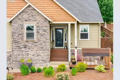 2695 NW Mt Ashland Dr, McMinnville, OR 97128 - Photo 2