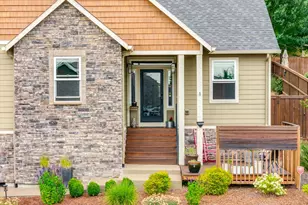 2695 NW Mt Ashland Dr, McMinnville, OR 97128 - Photo 2