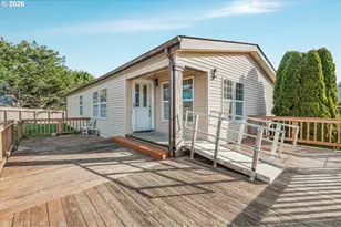 105 Breeze St, Depoe Bay, OR 97341 - Photo 2