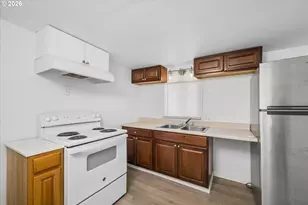 4750 Franklin Blvd, Eugene, OR 97403 - Photo 8