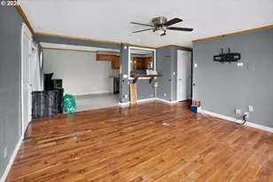 29785 Turner St, Gold Beach, OR 97444 - Photo 14