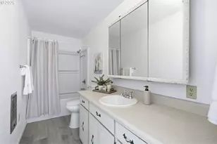 15741 S Gilchrist Rd, Mulino, OR 97042 - Photo 18