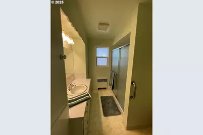 40 Allen Ave, Springfield, OR 97477 - Photo 24