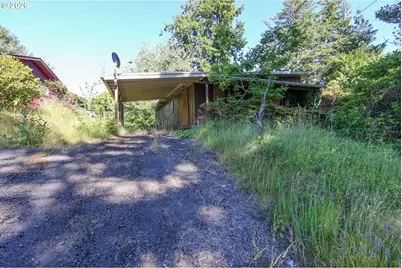 1840 S 19th St, Coos Bay, OR 97420 - Photo 6