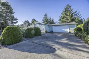 515 Robin Ln, Florence, OR 97439 - Photo 6