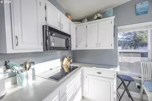 515 Robin Ln, Florence, OR 97439 - Photo 20