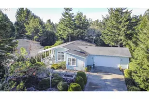 515 Robin Ln, Florence, OR 97439 - Photo 2